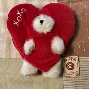 Authentic Boyd’s Bears Collectible